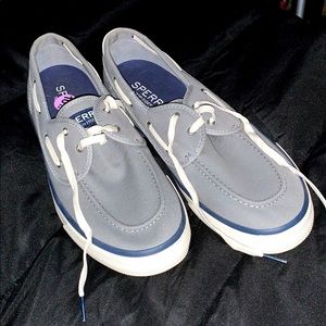 White/Grey Sperry Boat Shoes (Great Condition)
